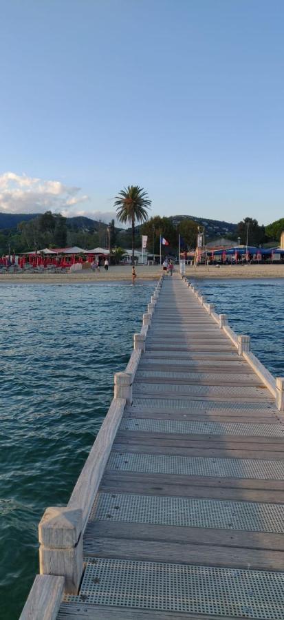 شقة "Ti Sable" Agreable Studio Climatise, Jolie Vue Mer, Piscine A Cavalaire Sur Mer Golfe De St-Tropez المظهر الخارجي الصورة