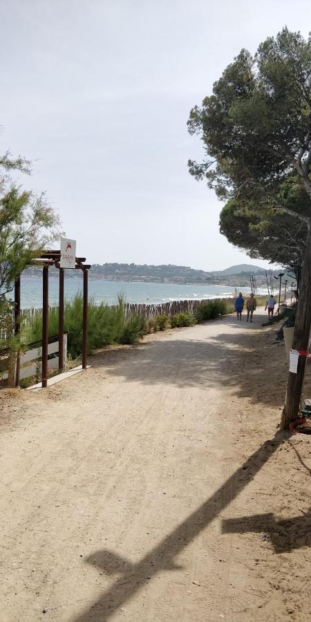 شقة "Ti Sable" Agreable Studio Climatise, Jolie Vue Mer, Piscine A Cavalaire Sur Mer Golfe De St-Tropez المظهر الخارجي الصورة